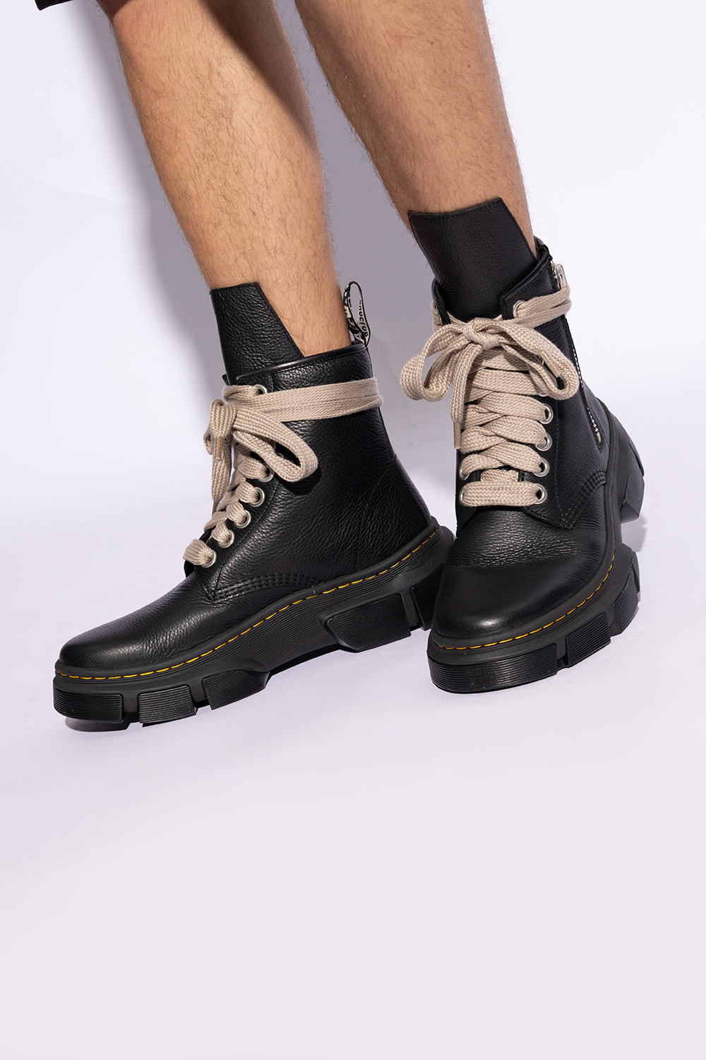 Men s Shoes Ou acheter des Dr Martens neuves eco responsables ou doccasion IetpShops Rick Owens Rick Owens x Dr. Martens